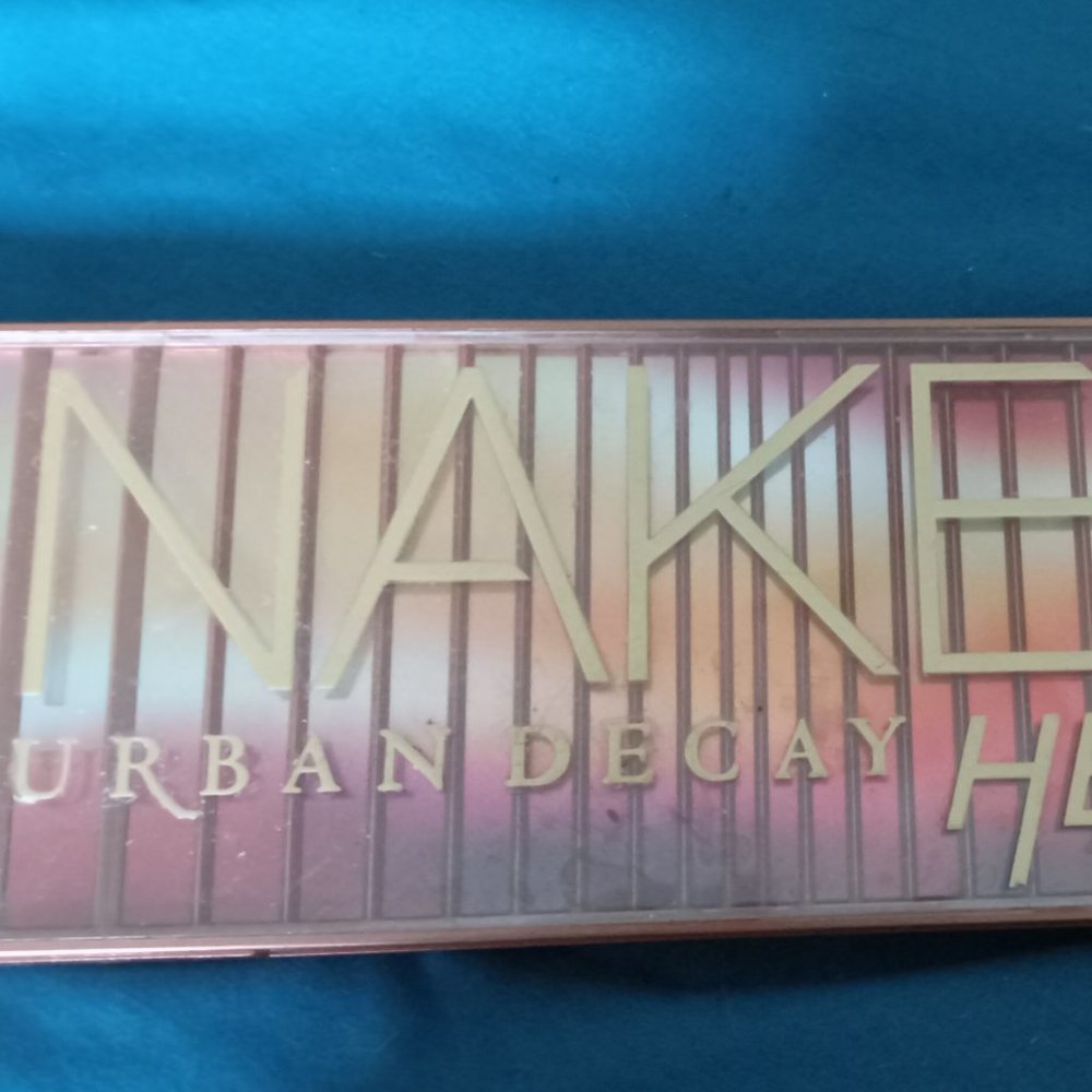 Urban Decay Naked Heat